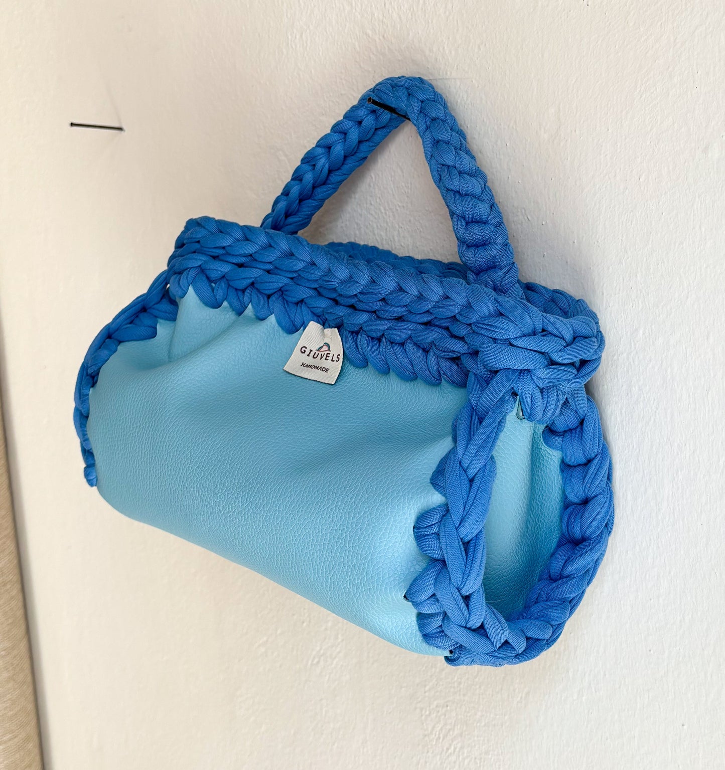 🩵🩵 GIUncinetto OVAL SMALL Ecopelle AZZURRA con contorno Azzurro