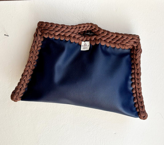 💙🤎 GIUncinetto POCHETTE BIG Ecopelle BLUE con contorno Marrone Chiaro