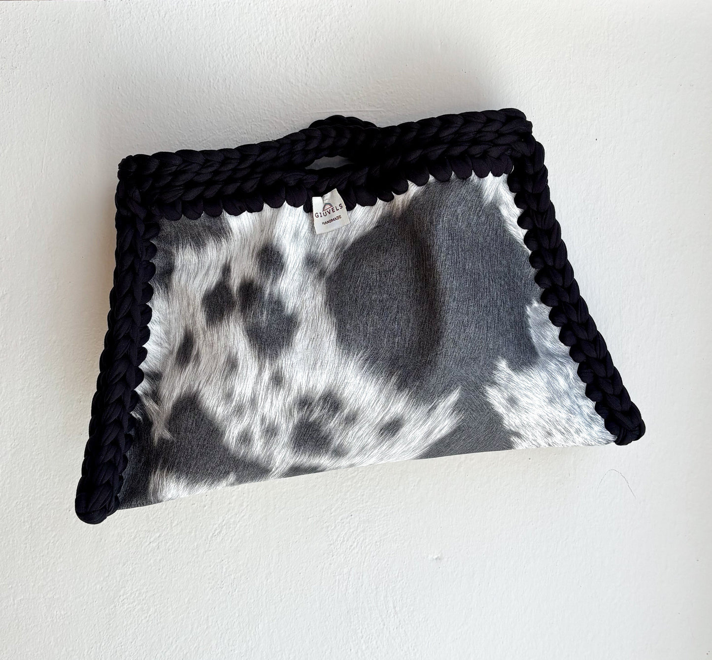 🐄🖤 GIUncinetto POCHETTE BIG MUCCATO con contorno Nero